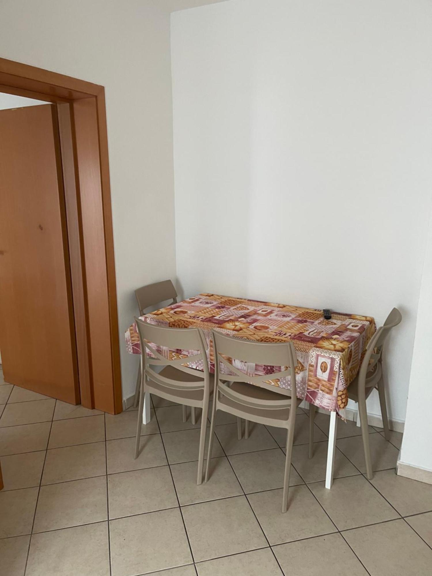 Residence Siesta Rimini Buitenkant foto