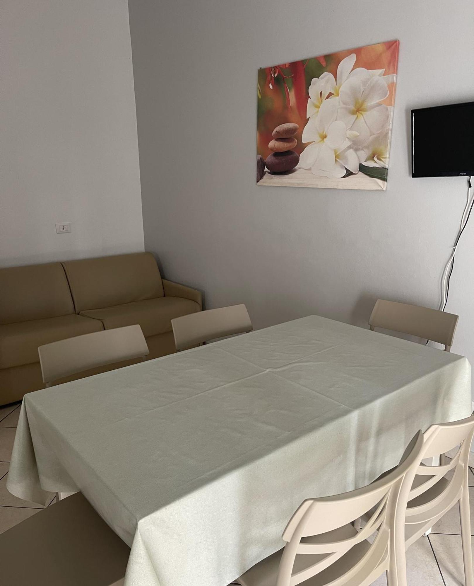 Residence Siesta Rimini Buitenkant foto