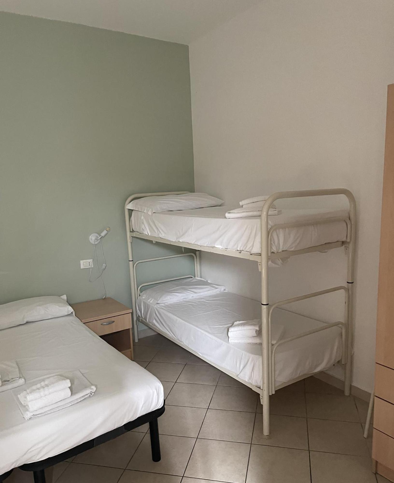 Residence Siesta Rimini Buitenkant foto